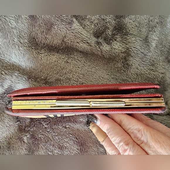 Burberry Kisslick bifold wallet in Nova Check. VGUC - Picture 3 of 14